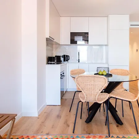 Ocean Breeze Retreat By Lovelystay *