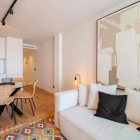 Ocean Breeze Retreat By Lovelystay Oporto