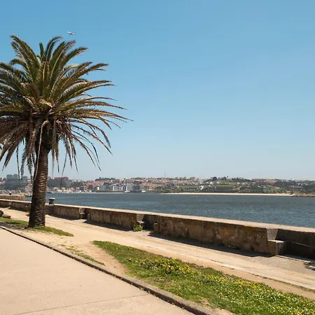 Ocean Breeze Retreat By Lovelystay *