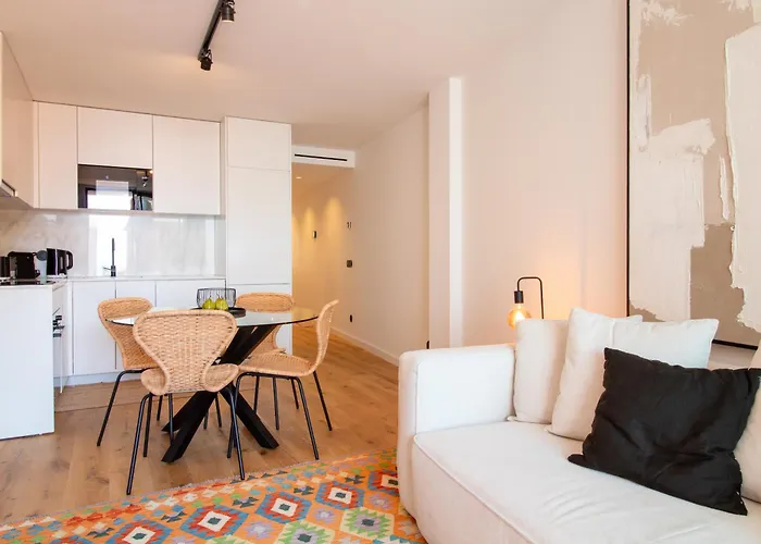 Apartment Ocean Breeze Retreat By Lovelystay Porto