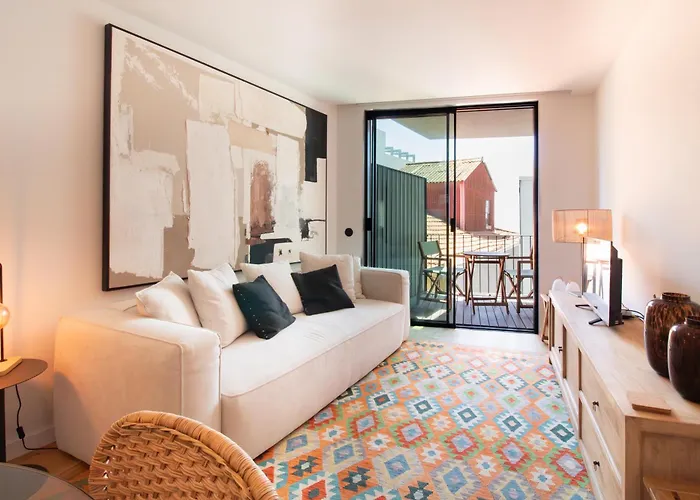 Ocean Breeze Retreat By Lovelystay