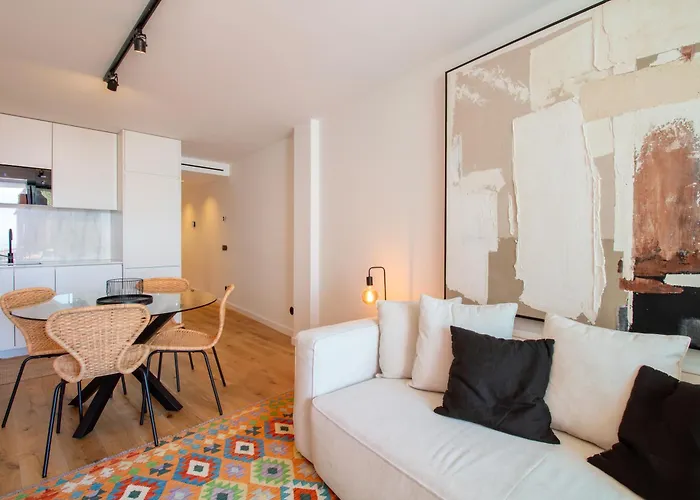 Ocean Breeze Retreat By Lovelystay Porto